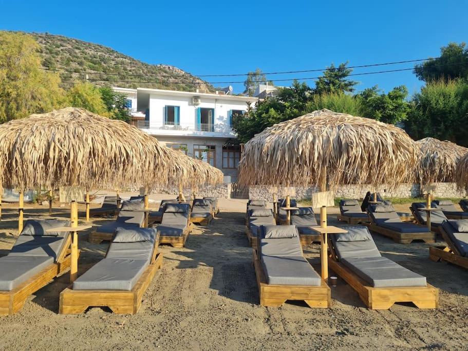 Big Apartment On The Beach Tolo Luaran gambar
