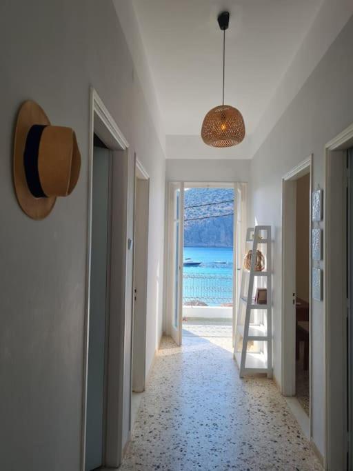 Big Apartment On The Beach Tolo Luaran gambar